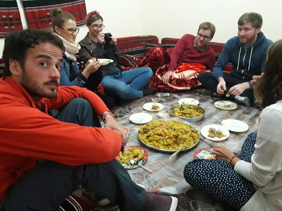Bed and Breakfast Happy Bedouin House Petra Al Hayy Экстерьер фото